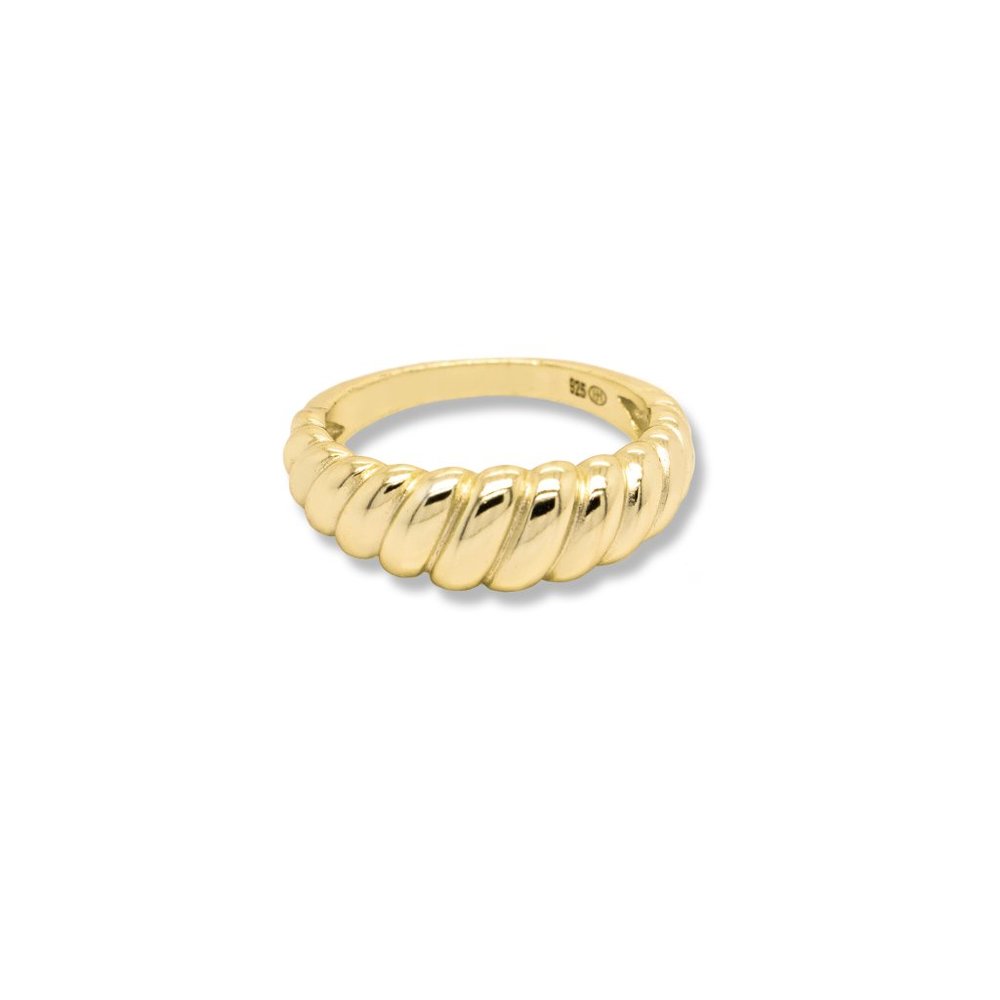 NWT Vanessa Ring // 14K Gold Vermeil (Size 5)